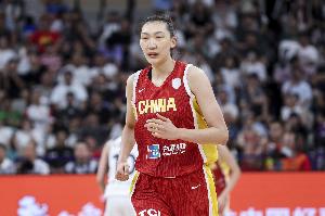 全民瞩目！中国女篮热搜前十独占三席 掀起舆论热潮