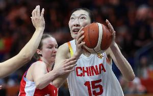 实至名归！韩旭荣膺中国女篮加时逆转捷克之役最佳球员