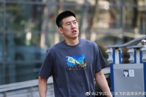辽宁本钢男篮启程赴葫芦岛 备战与北京控股队热身赛