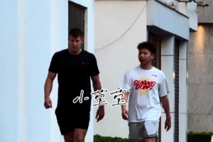 官宣在即？广东男篮新援卢卡·博日奇正式抵队汇合