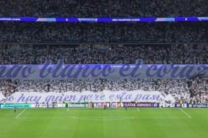 欧冠揭幕战皇马球迷震撼TIFO：纯白之心，热情无人可挡