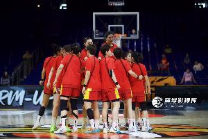 韩旭半场12分6篮板杨舒予9分 法国外线三分18投8中 中国女篮暂时落后17分