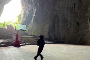 嫂子这颜值也太绝了！楷恒每天打球还有精力吗？我不信
