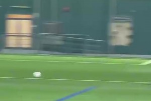 14岁天才李昊炎闪耀U15巴萨！内切连过数人差点上演一条龙！