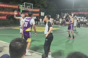 来感受库里与普通人的差距！