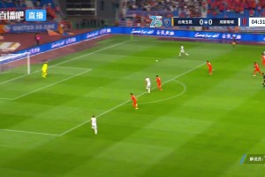 单车踩起来助攻！阿奇姆彭助攻斯坦丘破门，英博1-0领先河南