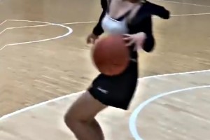 厉害了！就小姐姐这一套连招，大多吧友都防不住吧