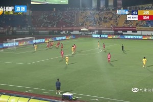 【集锦】闽超-福州队1-2厦门队 王鑫海头球破门，戴与菱推射建功