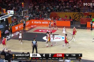 内外核心连线！杨舒予突破内线妙传内线韩旭完成轻松得分！
