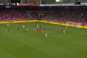 尼胡斯不停球凌空抽射破门，海登海姆2-1再次领先拜仁！