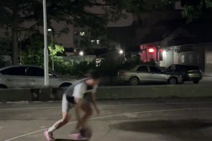 会飞的女孩真的很加分！