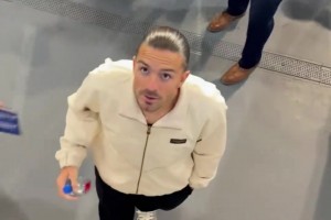 格拉利什现场看英冠，球迷：永久转会还是租借？摇子：不确定