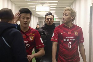 球迷当年辣评恒大：嚼的是和成天下，踢的是巅峰巴萨